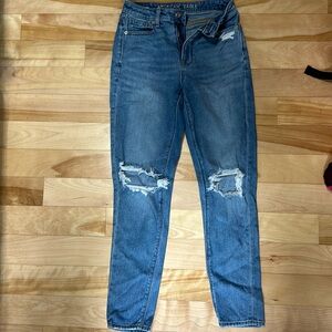 American Eagle Stretch Mom Jeans Size 000 Used like new